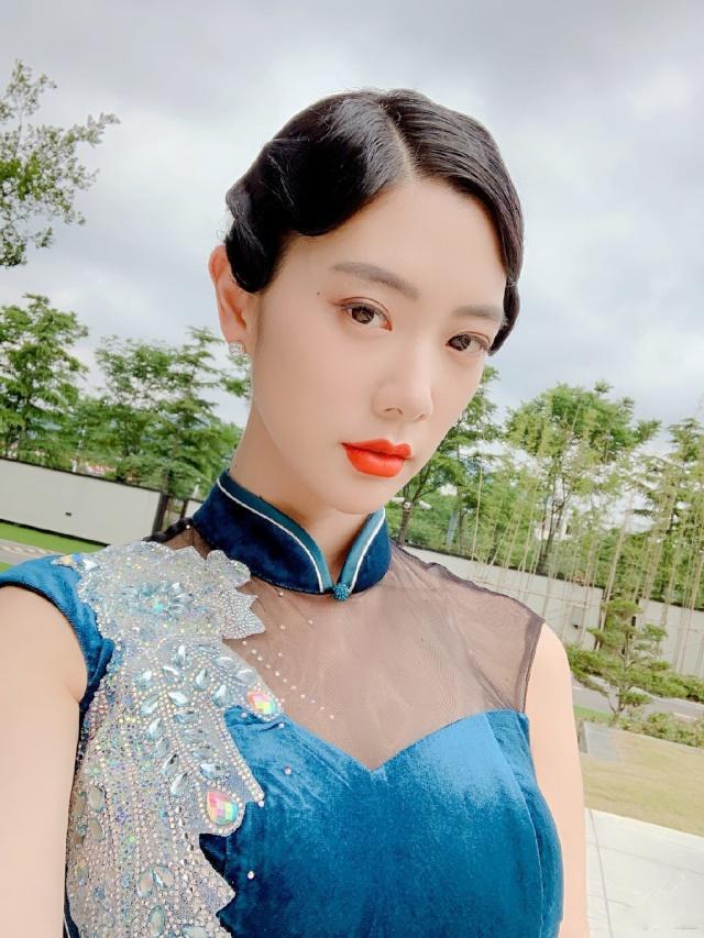 天鹅绒房间